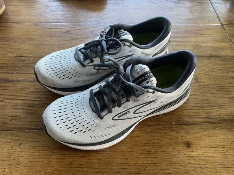 best women's running shoes for plantar fasciitis, best women's walking shoes for plantar fasciitis, best workout shoes for plantar fasciitis, casual shoes for plantar fasciitis, Comfortable shoes for plantar fasciitis, cute shoes for plantar fasciitis, dress shoes for plantar fasciitis, golf shoes for plantar fasciitis, good running shoes for plantar fasciitis, good walking shoes for plantar fasciitis