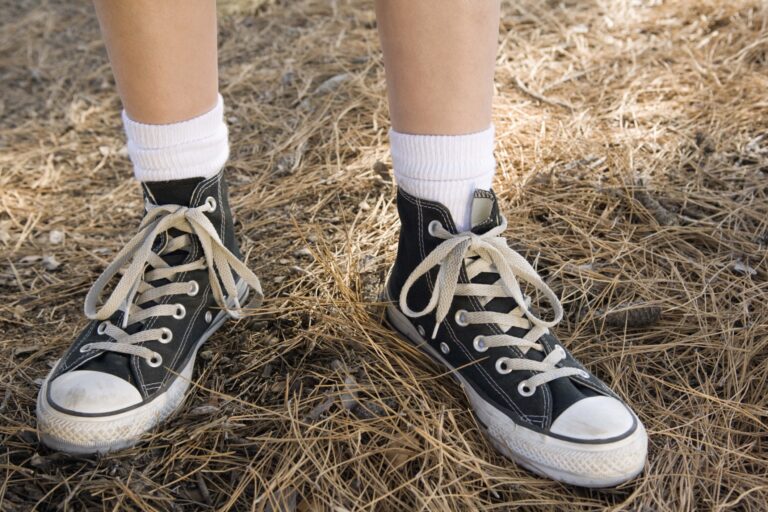 Canvas Shoes For Wide Feet